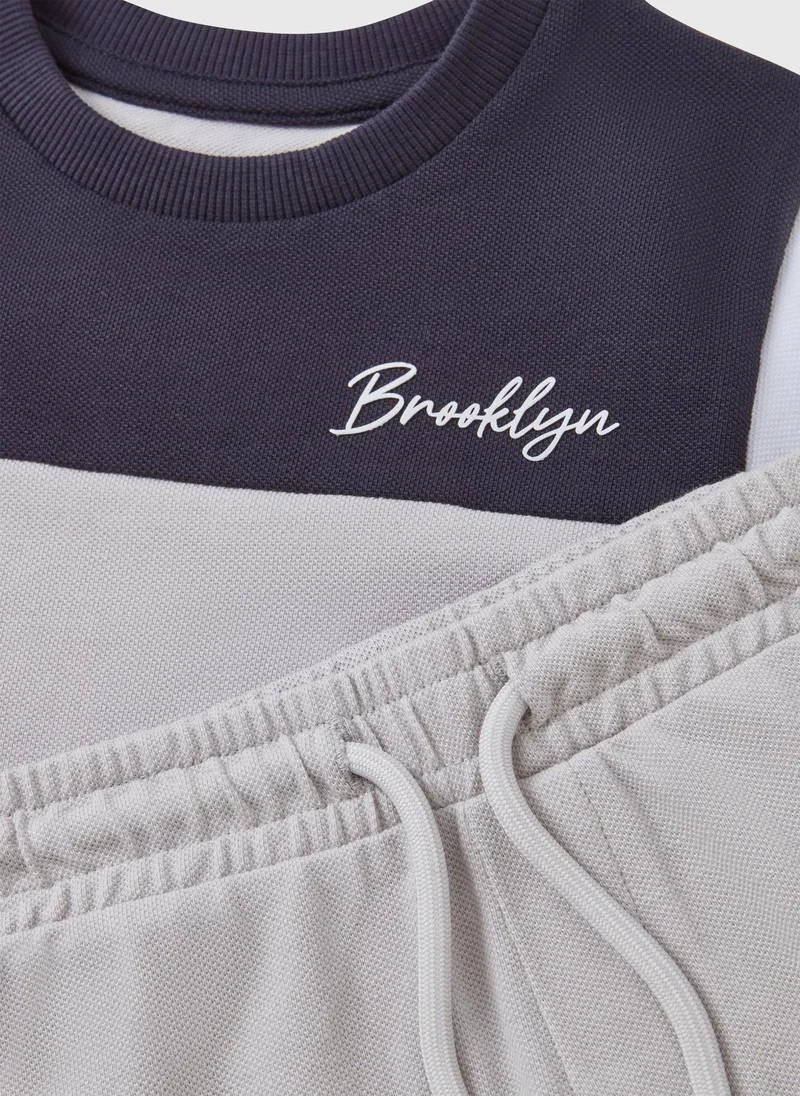 ماتلان Boys Grey Cut & Sew Top & Shorts Set